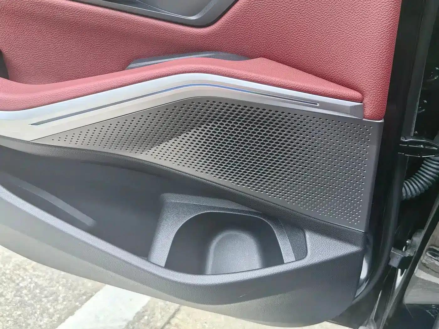 BMW i3 2024 eDrive 35L — миниатюра 10