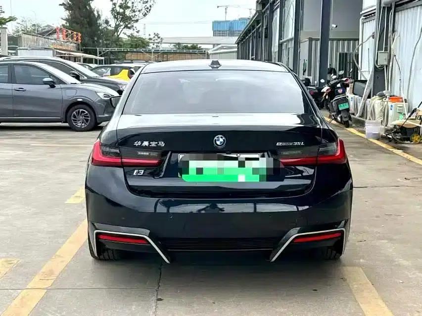 BMW i3 2023 eDrive 40 L Shadow Edition — миниатюра 8