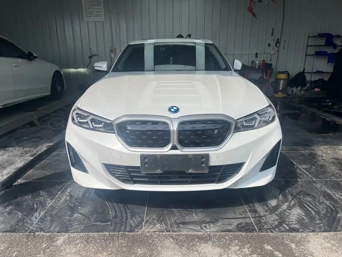 BMW i3 2024 eDrive 35L — миниатюра 2