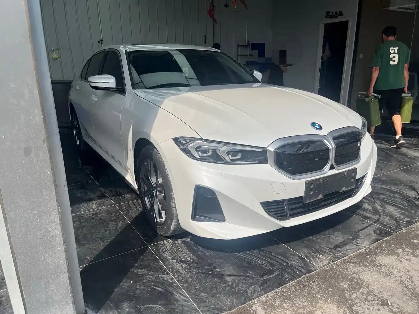 BMW i3 2024 eDrive 35L — миниатюра 3