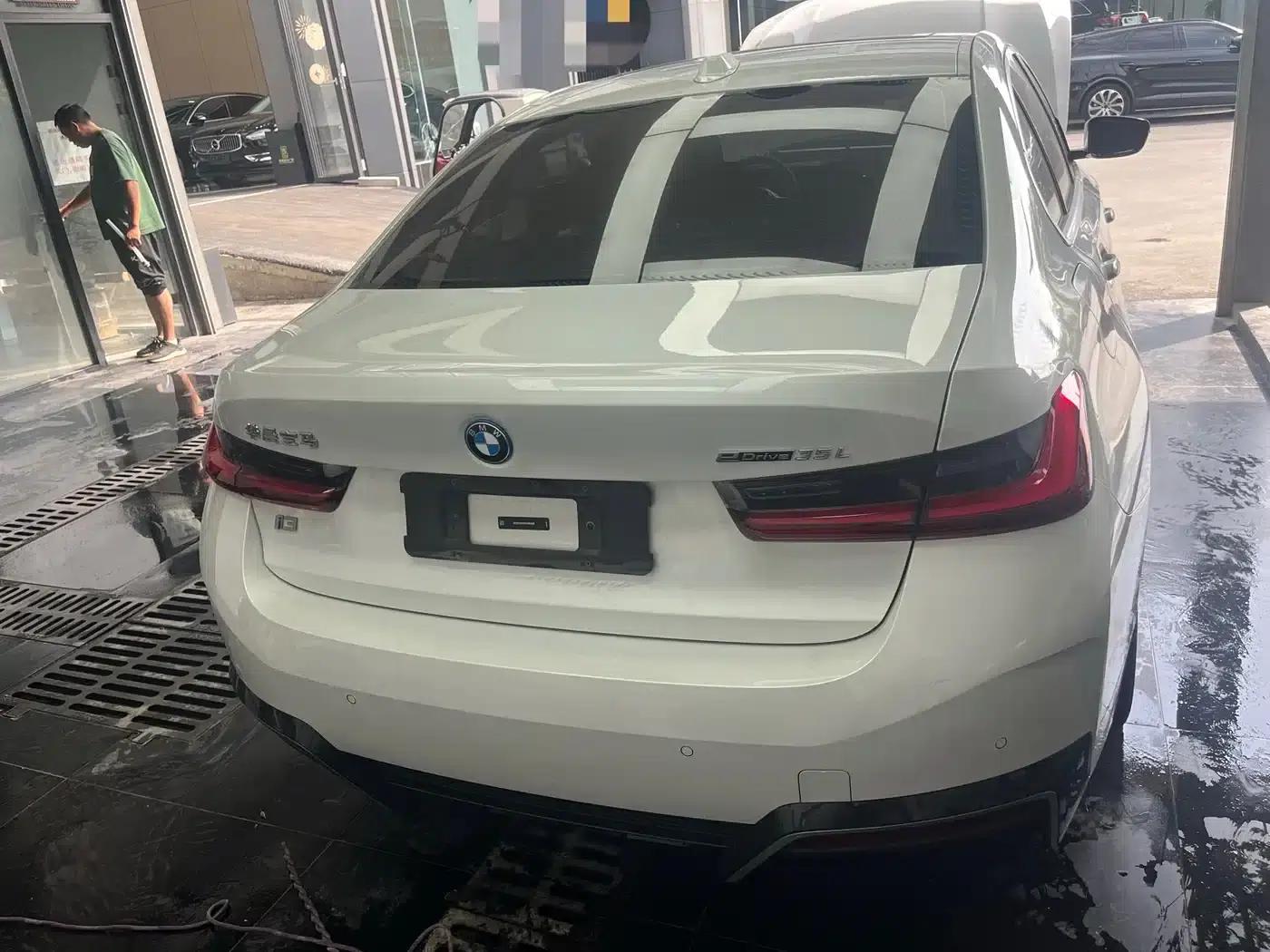 BMW i3 2024 eDrive 35L — миниатюра 8