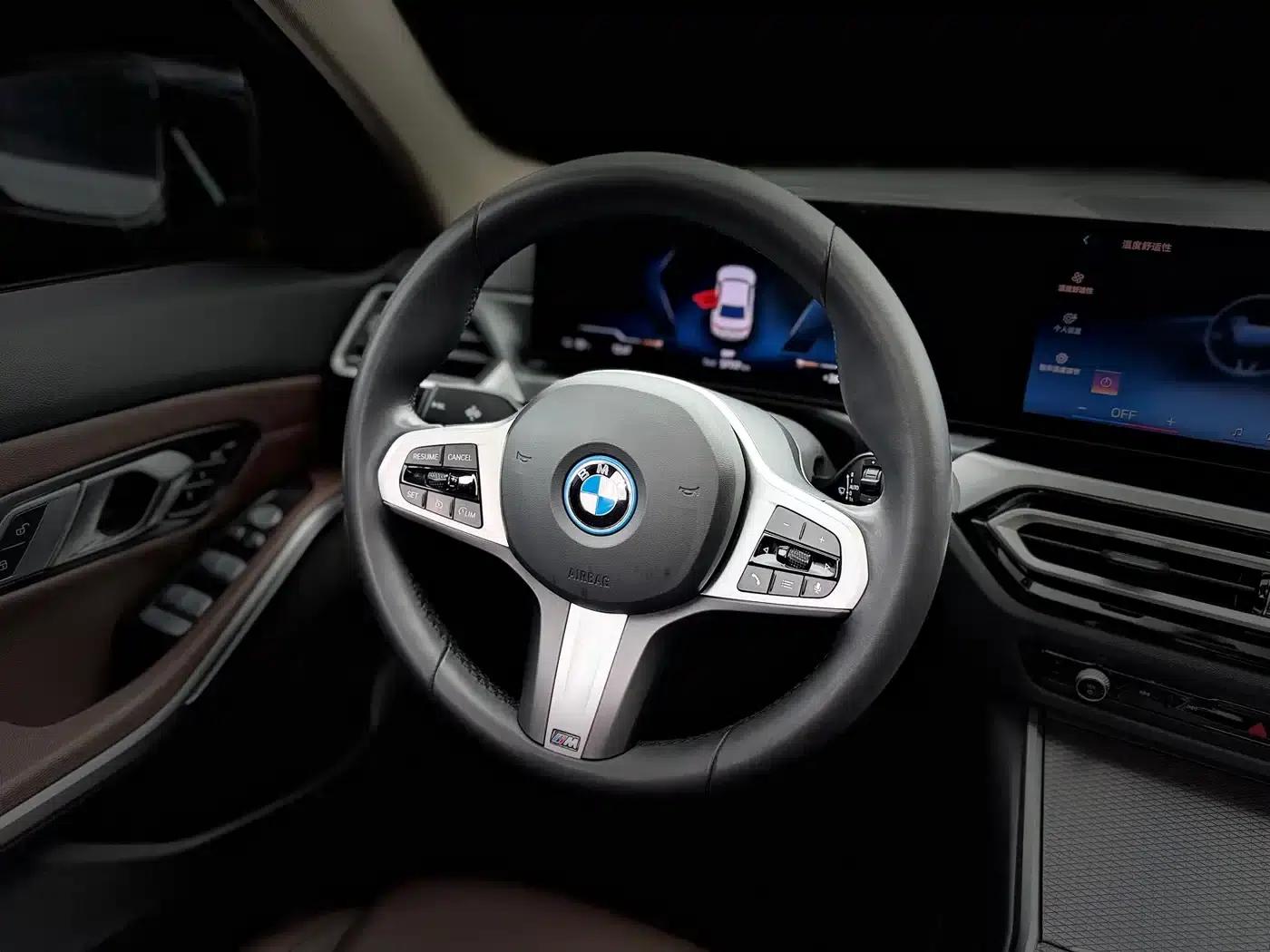 BMW i3 2024 eDrive 40 L Shadow Edition — миниатюра 7
