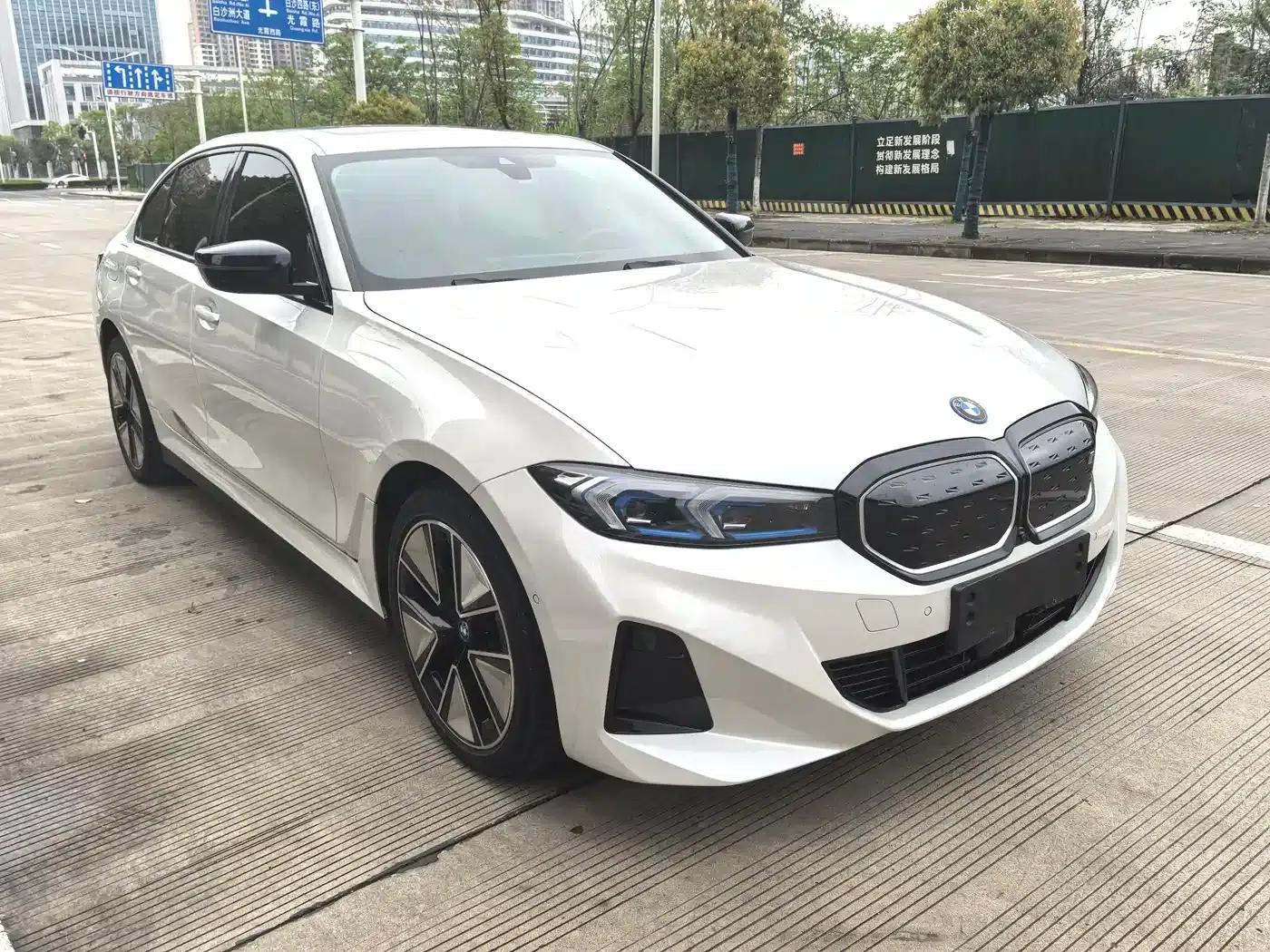 BMW i3 2024 eDrive 40 L Shadow Sport Package — миниатюра 3
