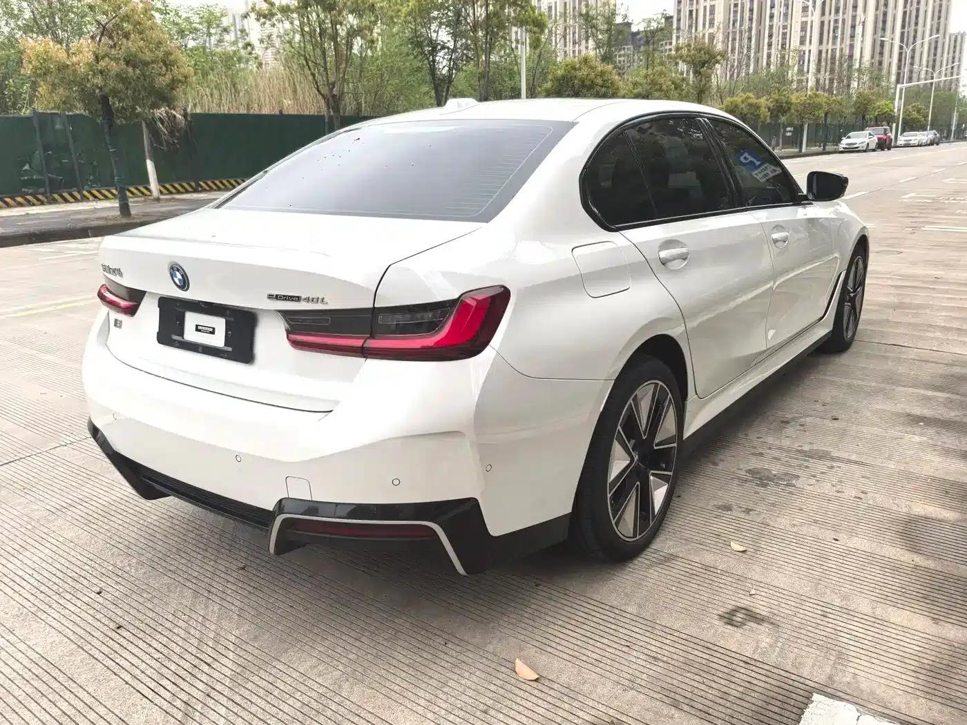 BMW i3 2024 eDrive 40 L Shadow Sport Package — миниатюра 9