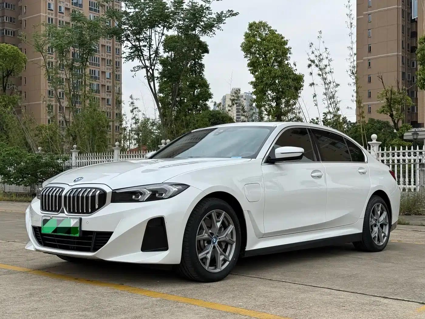 BMW i3 2024 eDrive 35L — миниатюра 1