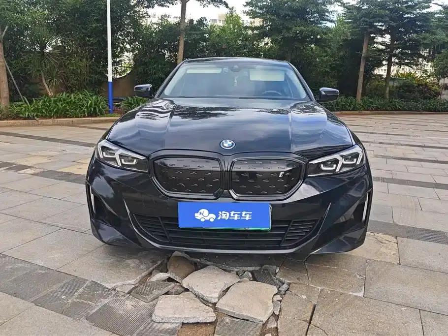 BMW i3 2022 eDrive 35L — миниатюра 2