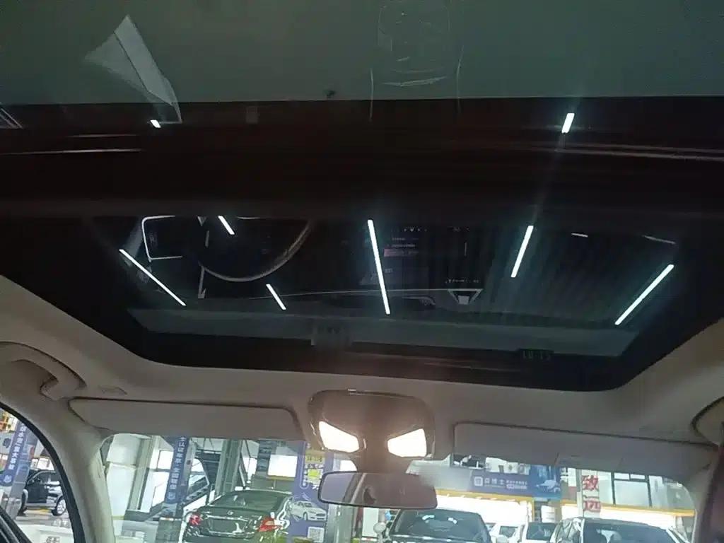 BMW i3 2024 eDrive 35L — миниатюра 18