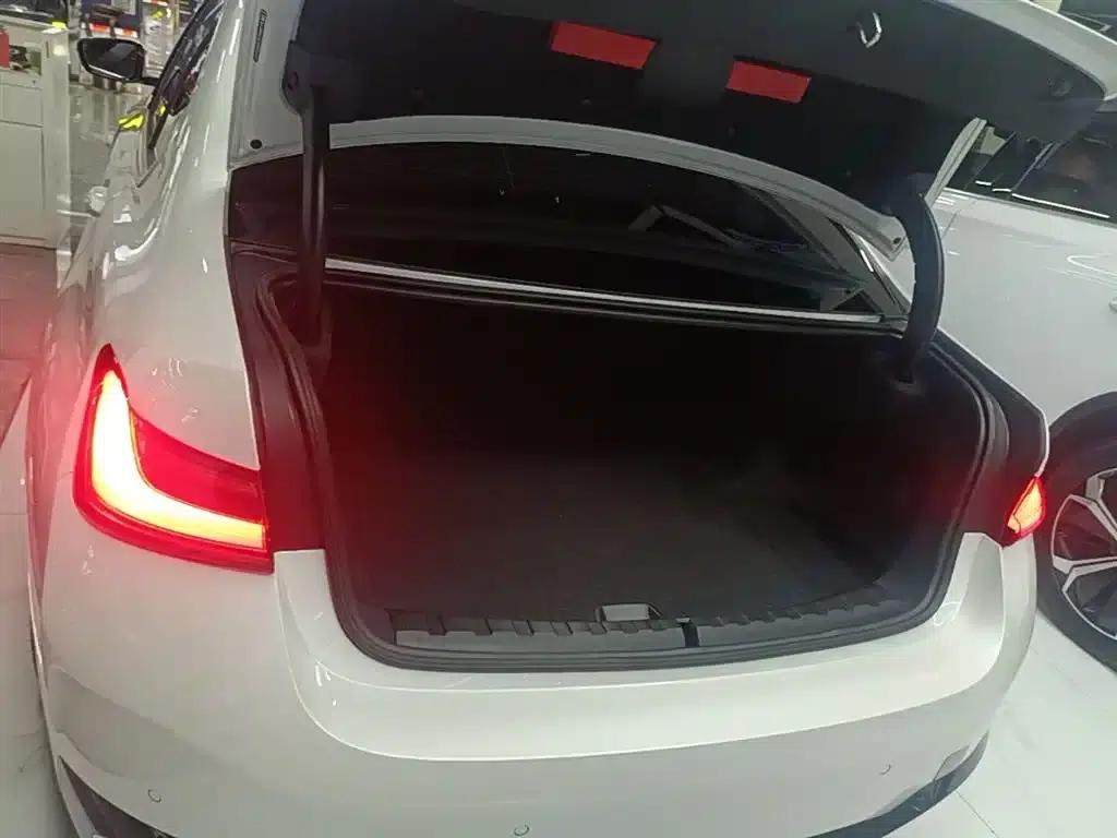 BMW i3 2024 eDrive 35L — миниатюра 19
