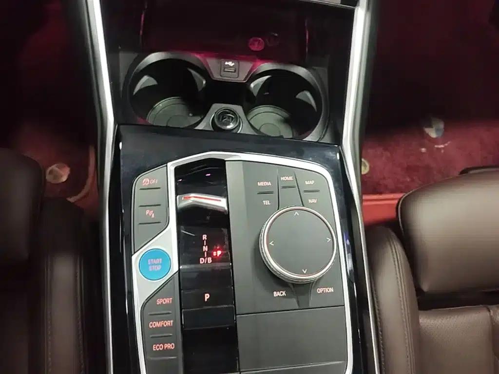 BMW i3 2022 eDrive 35L — миниатюра 10