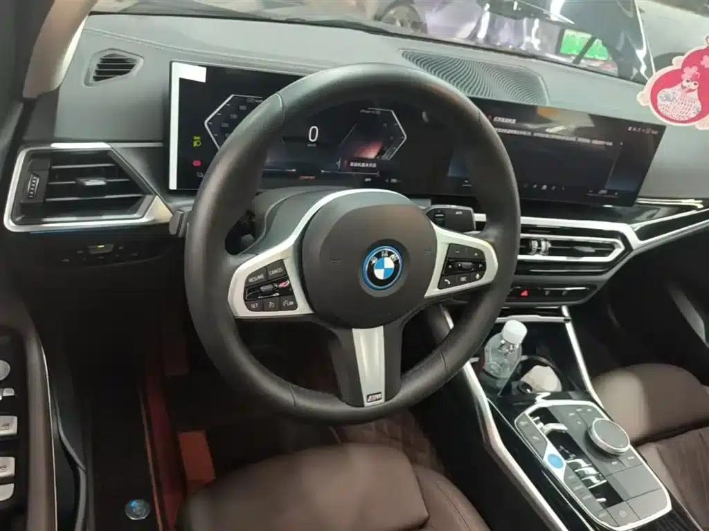 BMW i3 2024 eDrive 35L — миниатюра 11