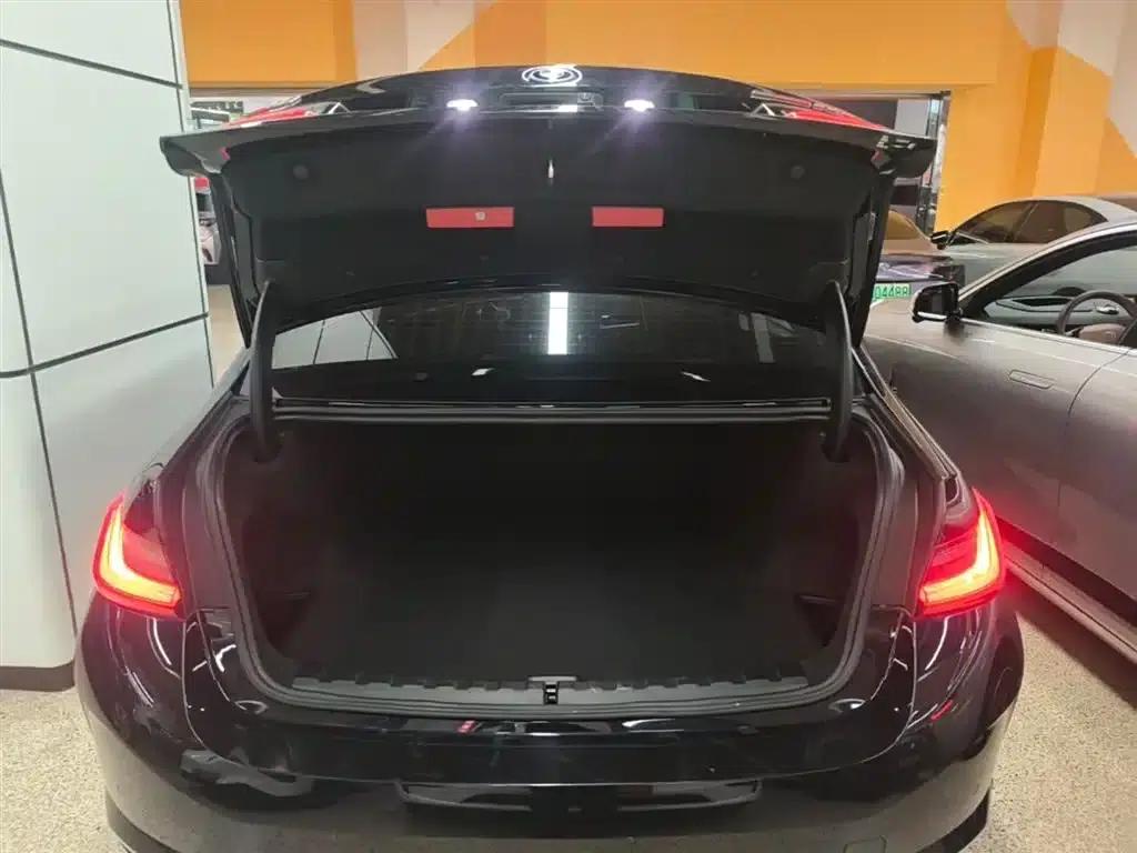BMW i3 2024 eDrive 35L — миниатюра 19
