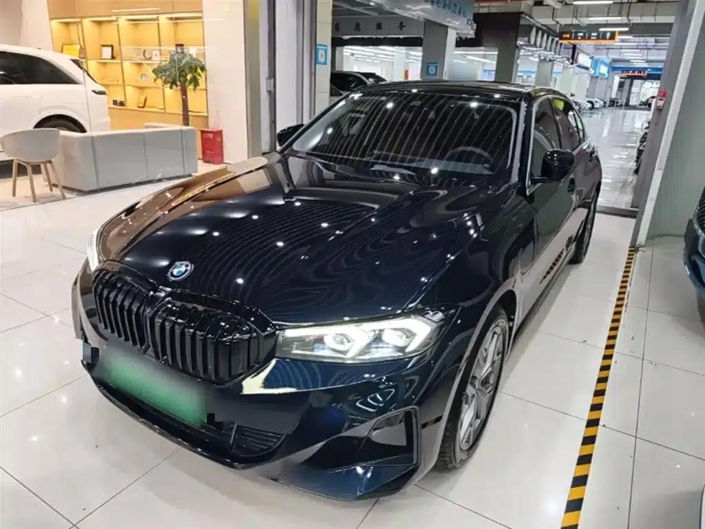 BMW i3 2022 eDrive 35L — миниатюра 1