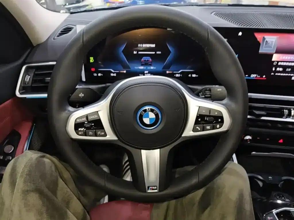 BMW i3 2022 eDrive 35L — миниатюра 11