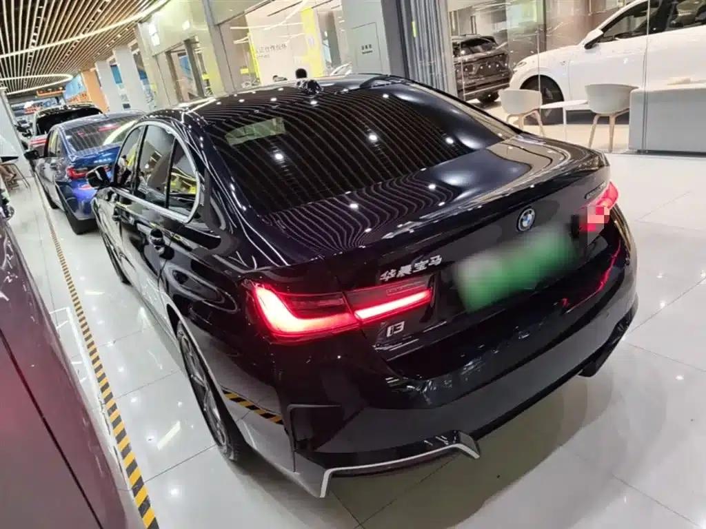 BMW i3 2022 eDrive 35L — миниатюра 5