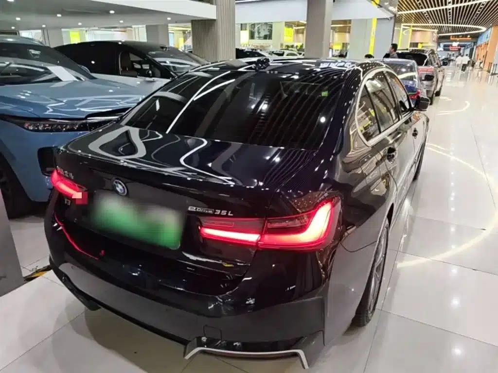 BMW i3 2022 eDrive 35L — миниатюра 7
