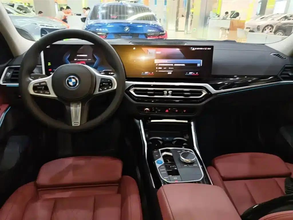 BMW i3 2022 eDrive 35L — миниатюра 10