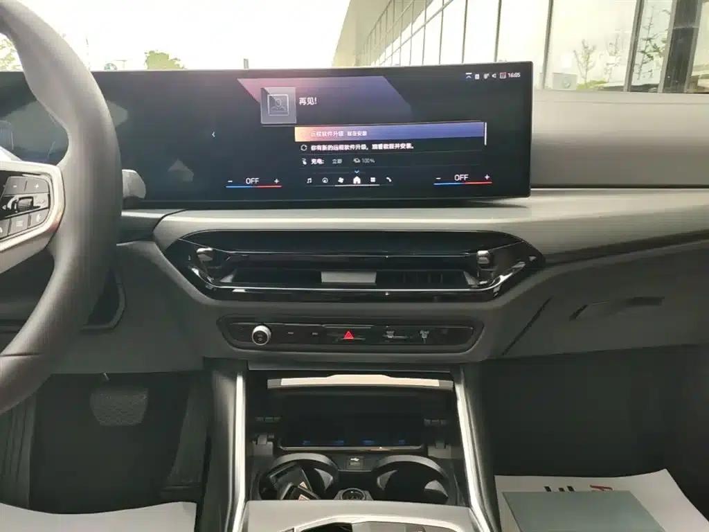 BMW i3 2025 eDrive 35 L — миниатюра 13