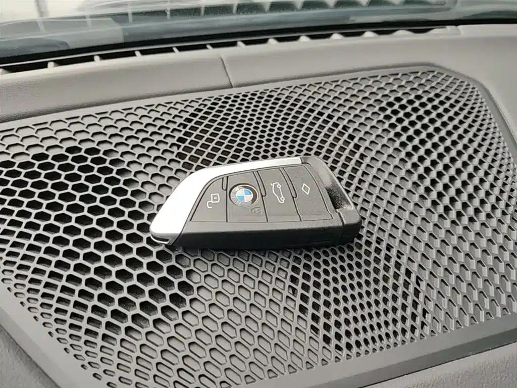 BMW i3 2025 eDrive 35 L — миниатюра 9