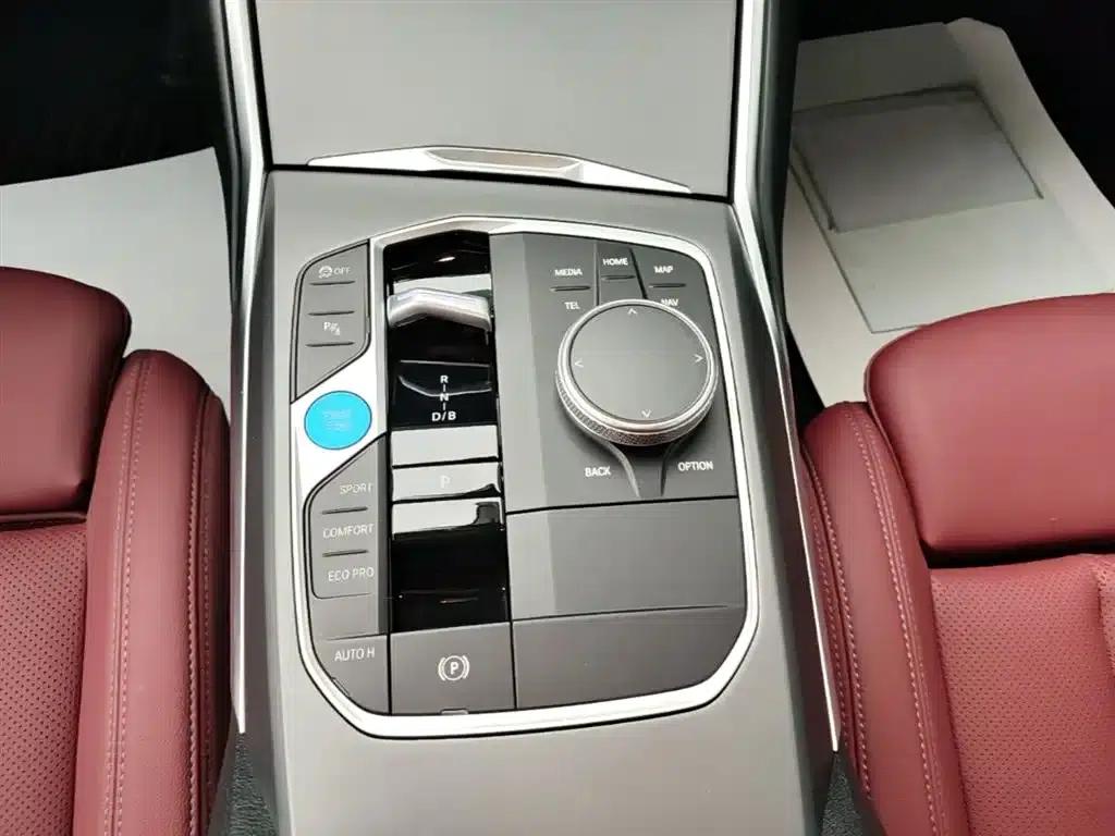 BMW i3 2025 eDrive 35 L — миниатюра 14