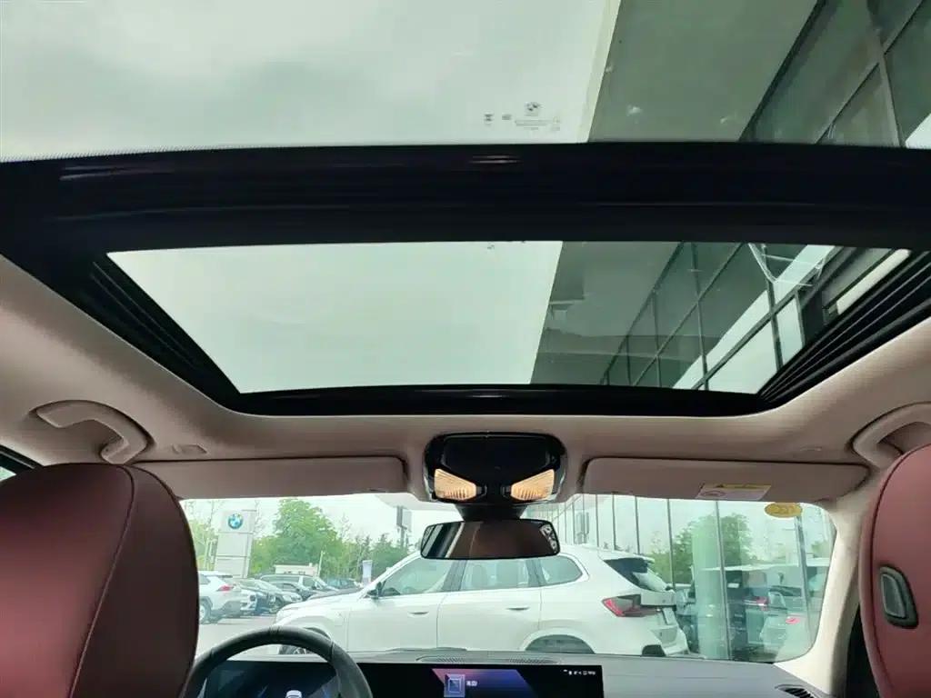 BMW i3 2025 eDrive 35 L — миниатюра 18