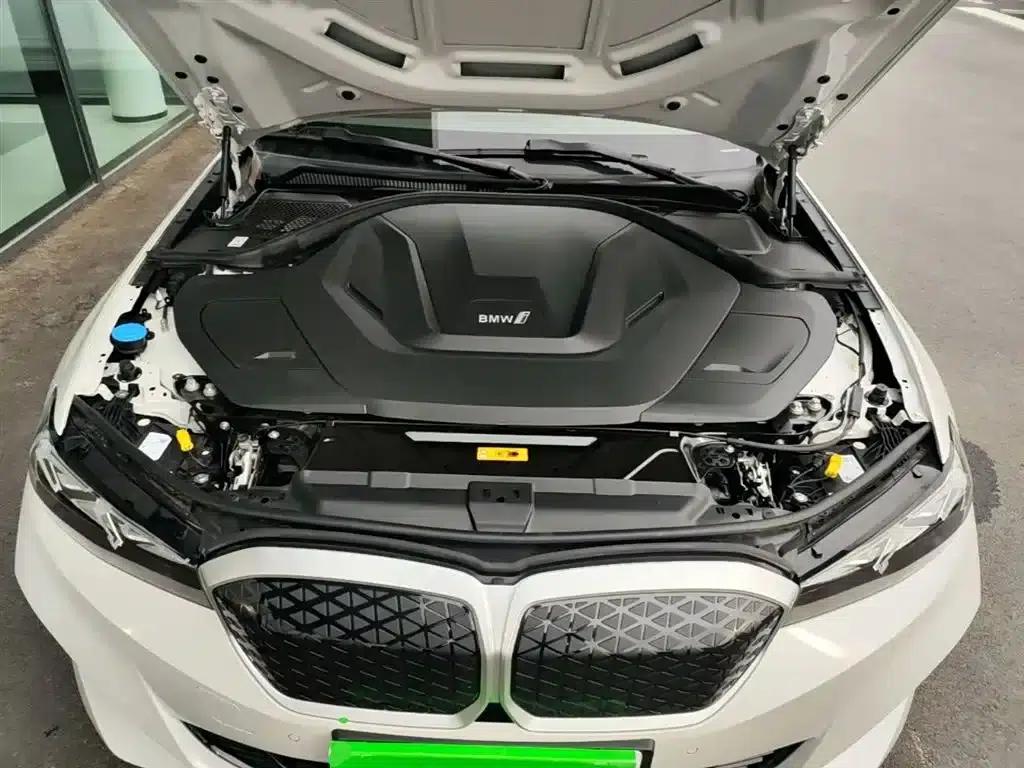 BMW i3 2025 eDrive 35 L — миниатюра 20
