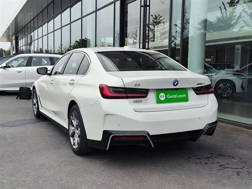 BMW i3 2025 eDrive 35 L — миниатюра 5