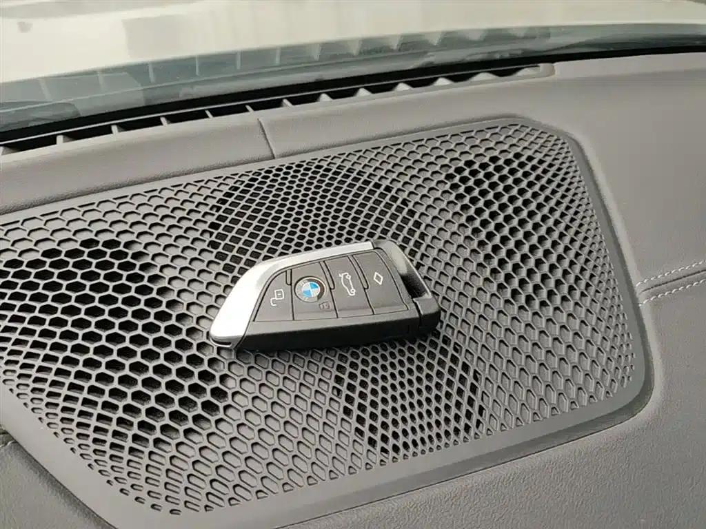BMW i3 2025 eDrive 35 L — миниатюра 9