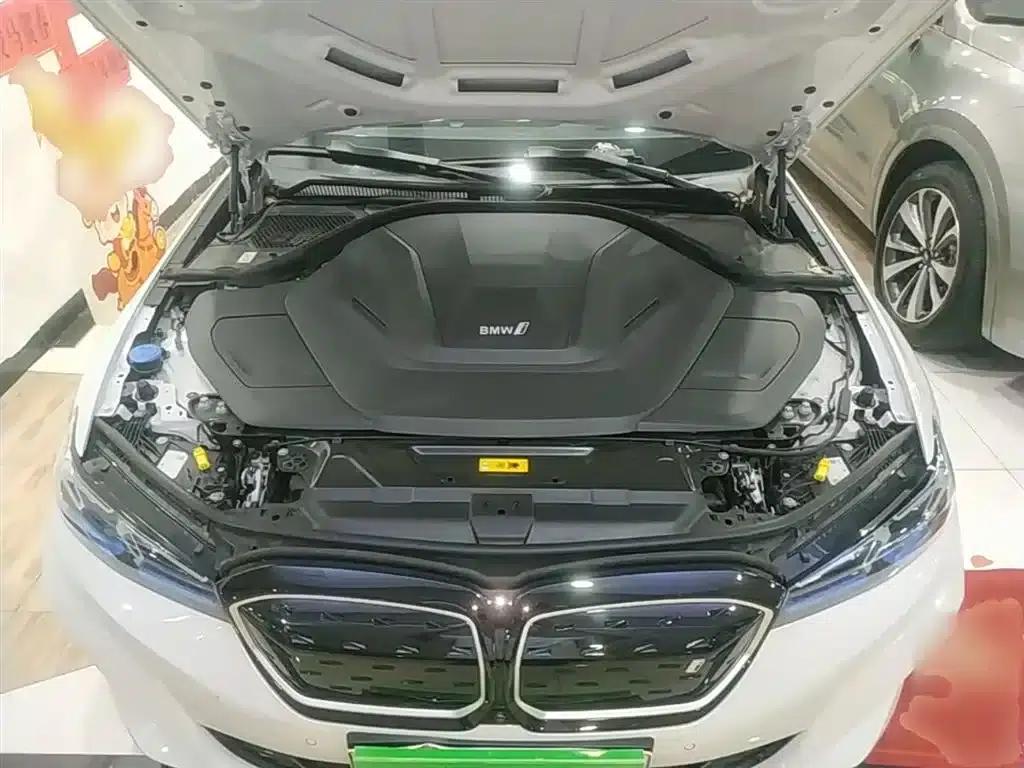 BMW i3 2024 eDrive 40 L Shadow Sport Package — миниатюра 20
