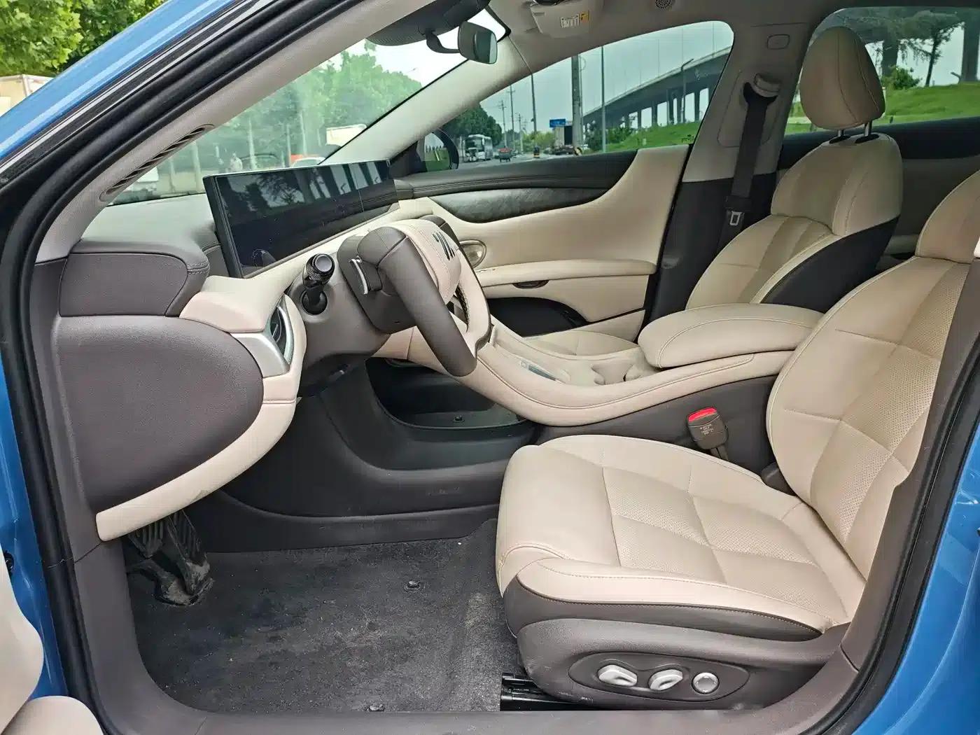 Zhiji L6 2024 Max Standard Edition — миниатюра 5