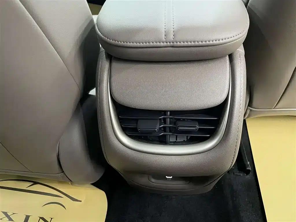 Zhiji L6 2025 Ultra — миниатюра 18