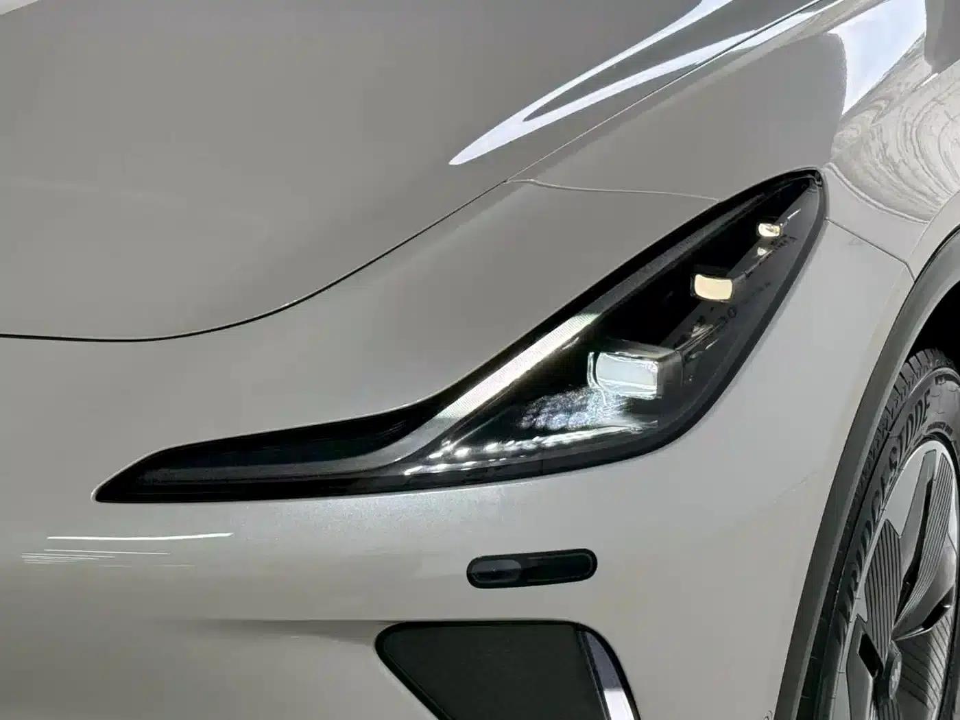 2023 Smart LS7 90kWh Elite Rear-Wheel Drive Edition — миниатюра 23