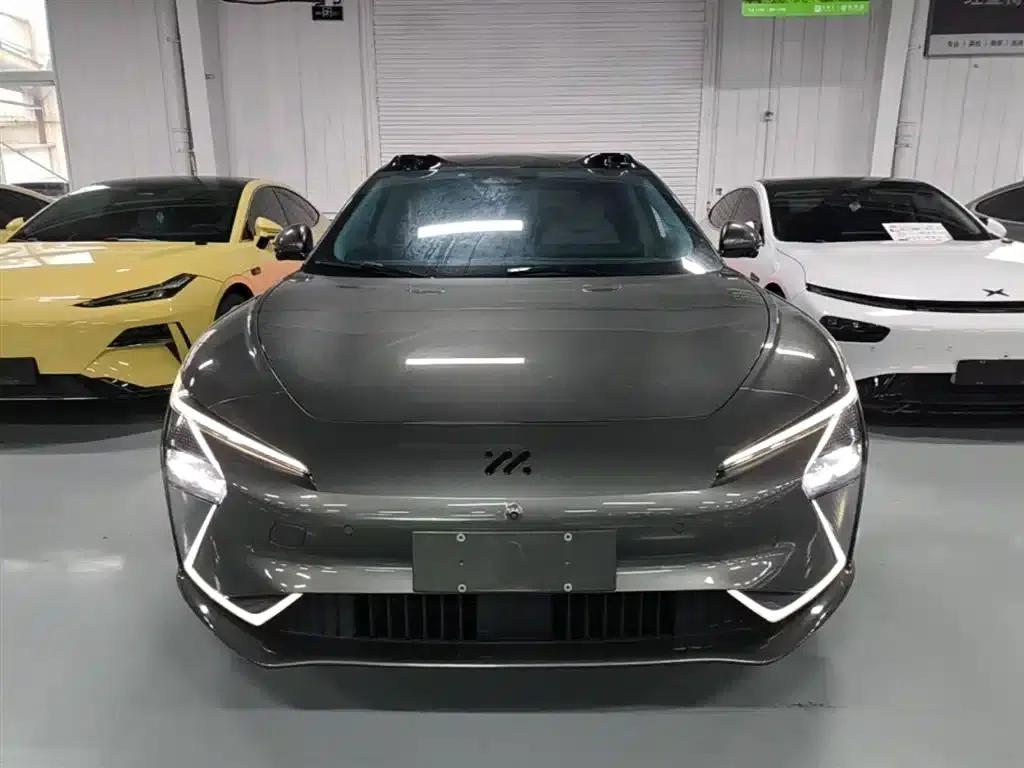 Zhiji L7 2024 MAX Ultra-Long Range Edition — миниатюра 3
