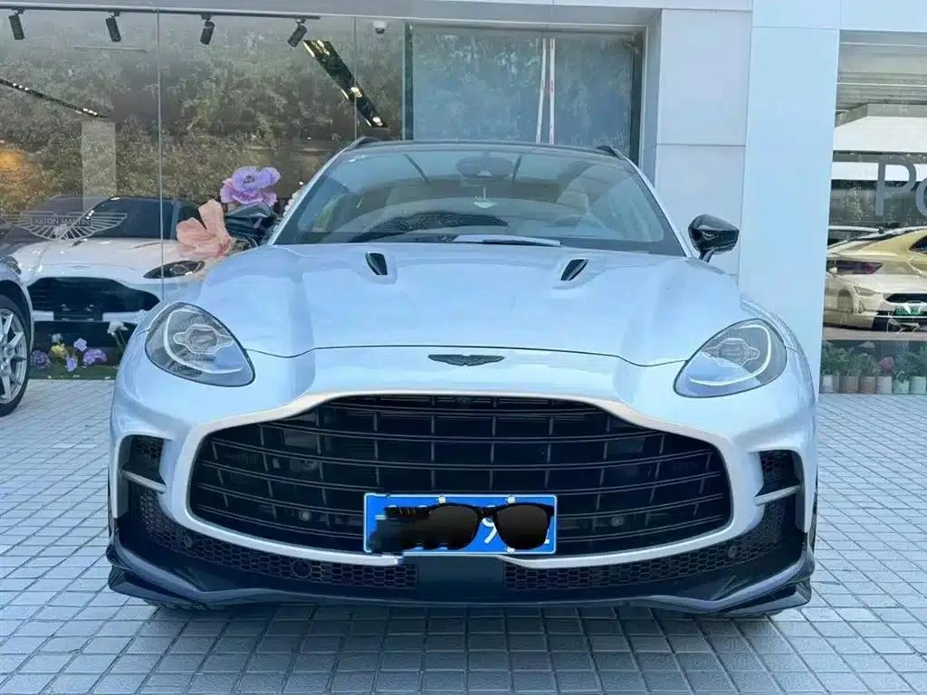 Aston Martin DBX 2023 4.0T V8 707 — миниатюра 2