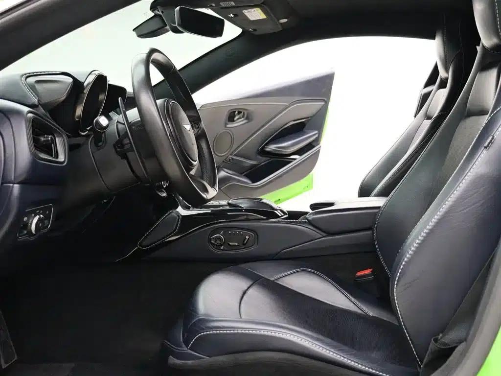 2018 V8 Vantage 4.0T V8 Coupe — миниатюра 2