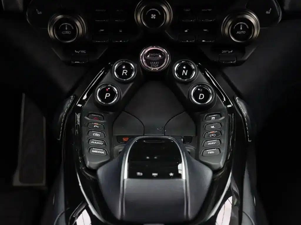 2018 V8 Vantage 4.0T V8 Coupe — миниатюра 14