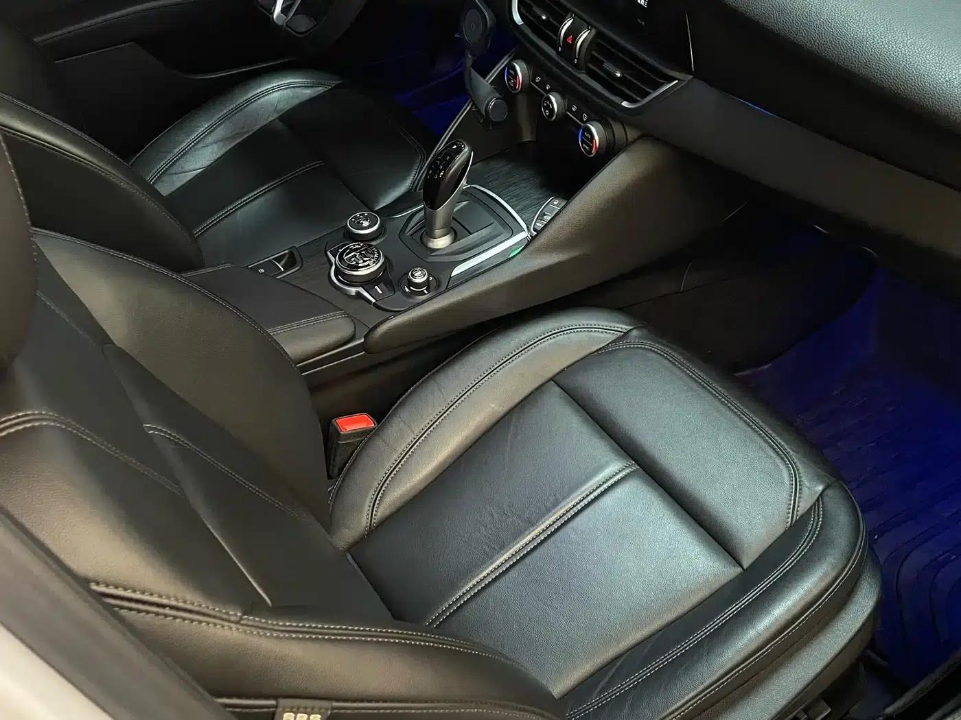 Giulia Juliet 2017 2.0T 280HP Luxury Edition — миниатюра 12