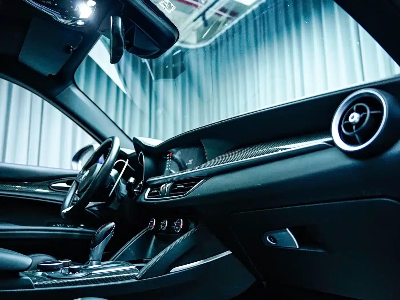 2018 Stelvio 2.9T 510HP Quadrifoglio Edition — миниатюра 13