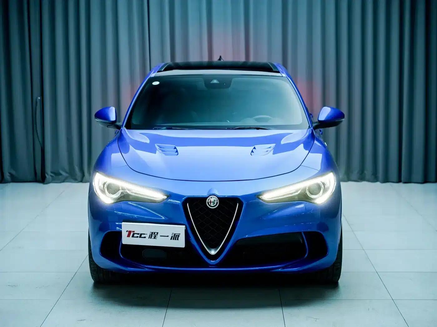 2018 Stelvio 2.9T 510HP Quadrifoglio Edition — миниатюра 3