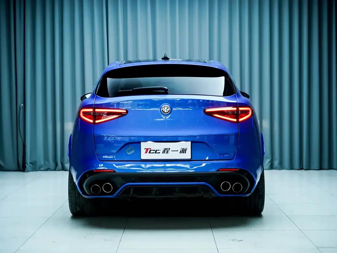 2018 Stelvio 2.9T 510HP Quadrifoglio Edition — миниатюра 8