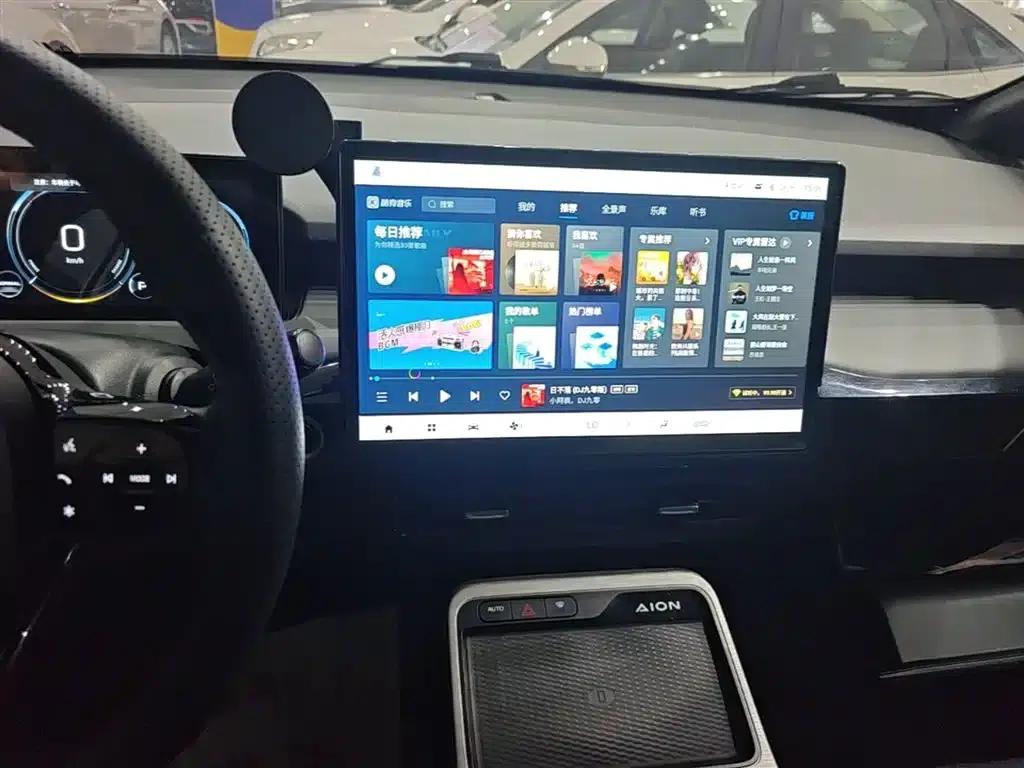 AION Y 2021 Model 70 Enjoy Edition — миниатюра 13