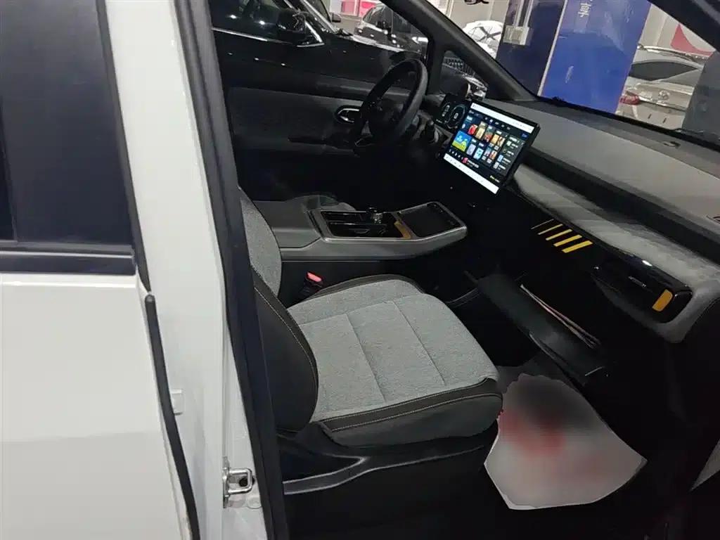 AION Y 2021 Model 70 Enjoy Edition — миниатюра 25