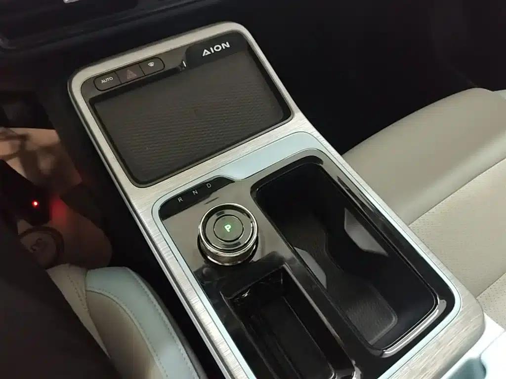AION Y 2021 Model 70 Smart Edition — миниатюра 14