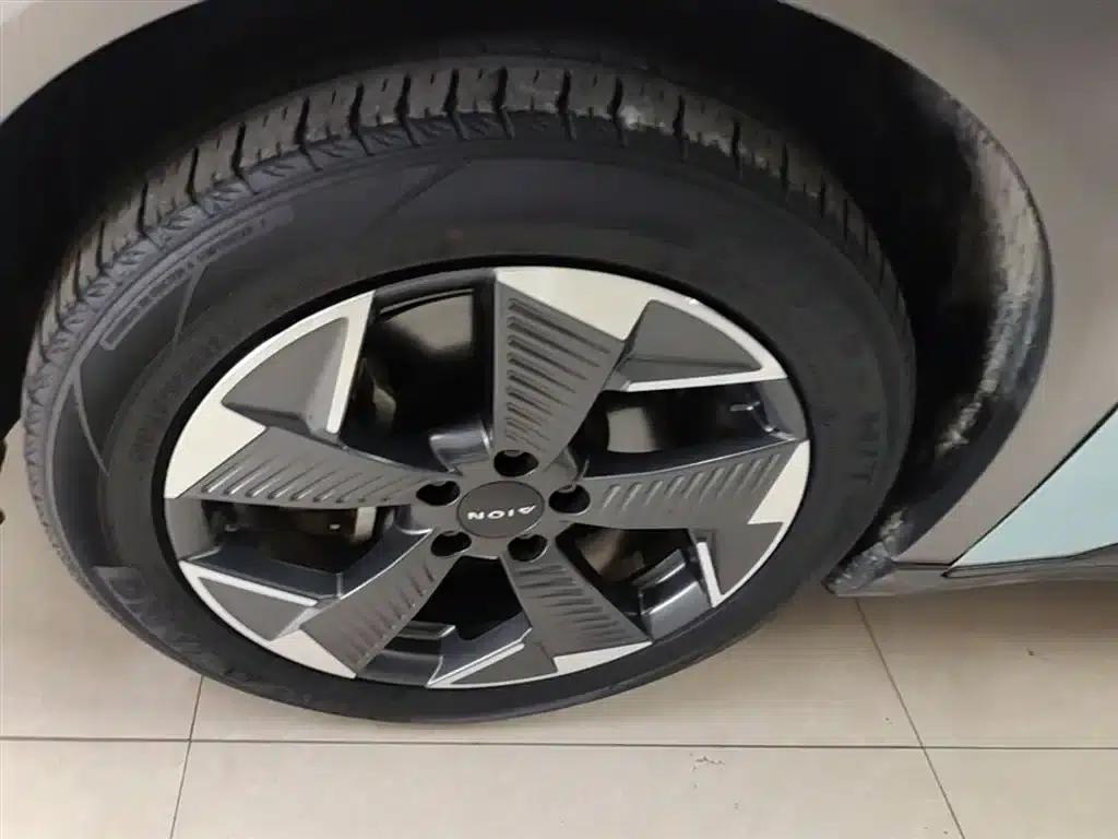 AION Y 2021 Model 70 Smart Edition — миниатюра 23