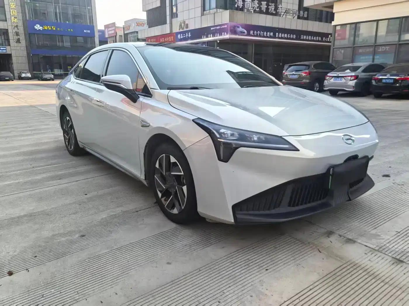 AION S Plus 2022 Facelift 70 Smart Edition — миниатюра 3