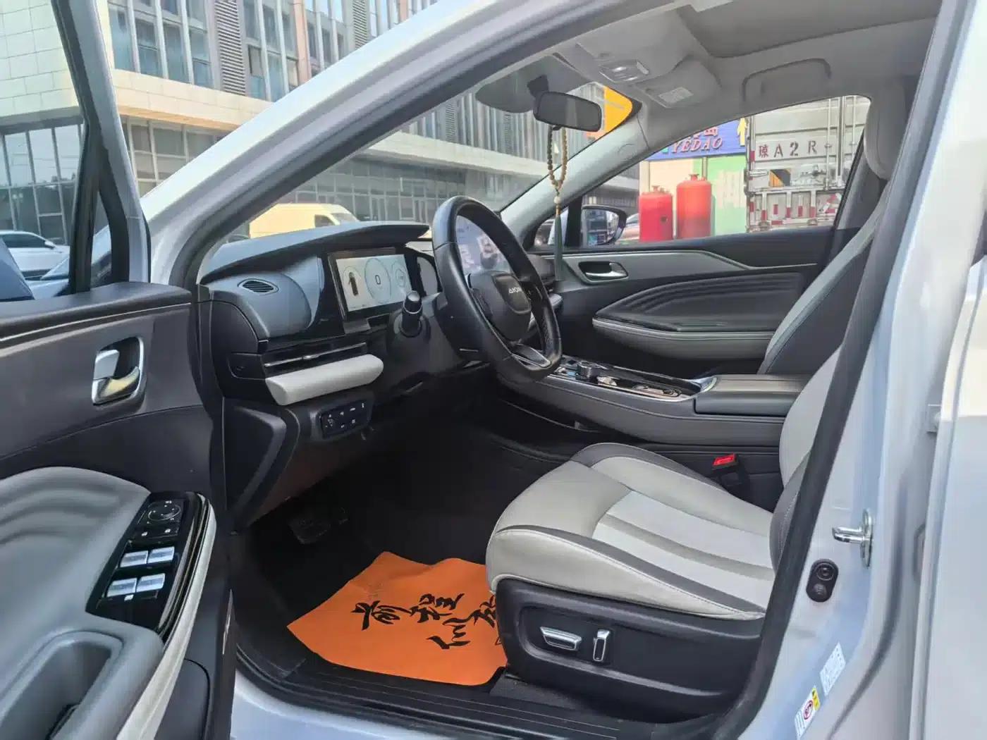 AION S Plus 2022 Facelift 70 Smart Edition — миниатюра 4