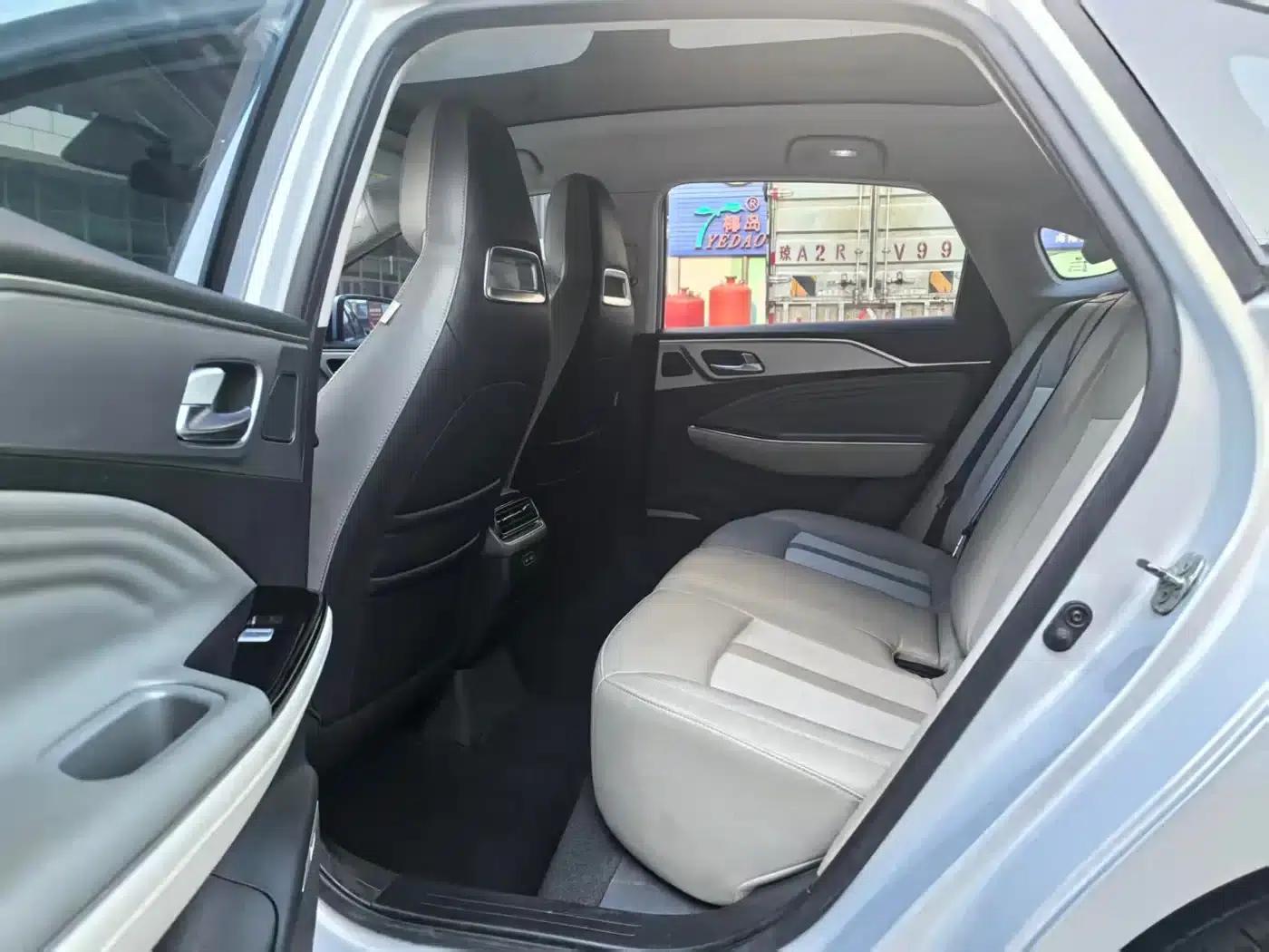 AION S Plus 2022 Facelift 70 Smart Edition — миниатюра 6
