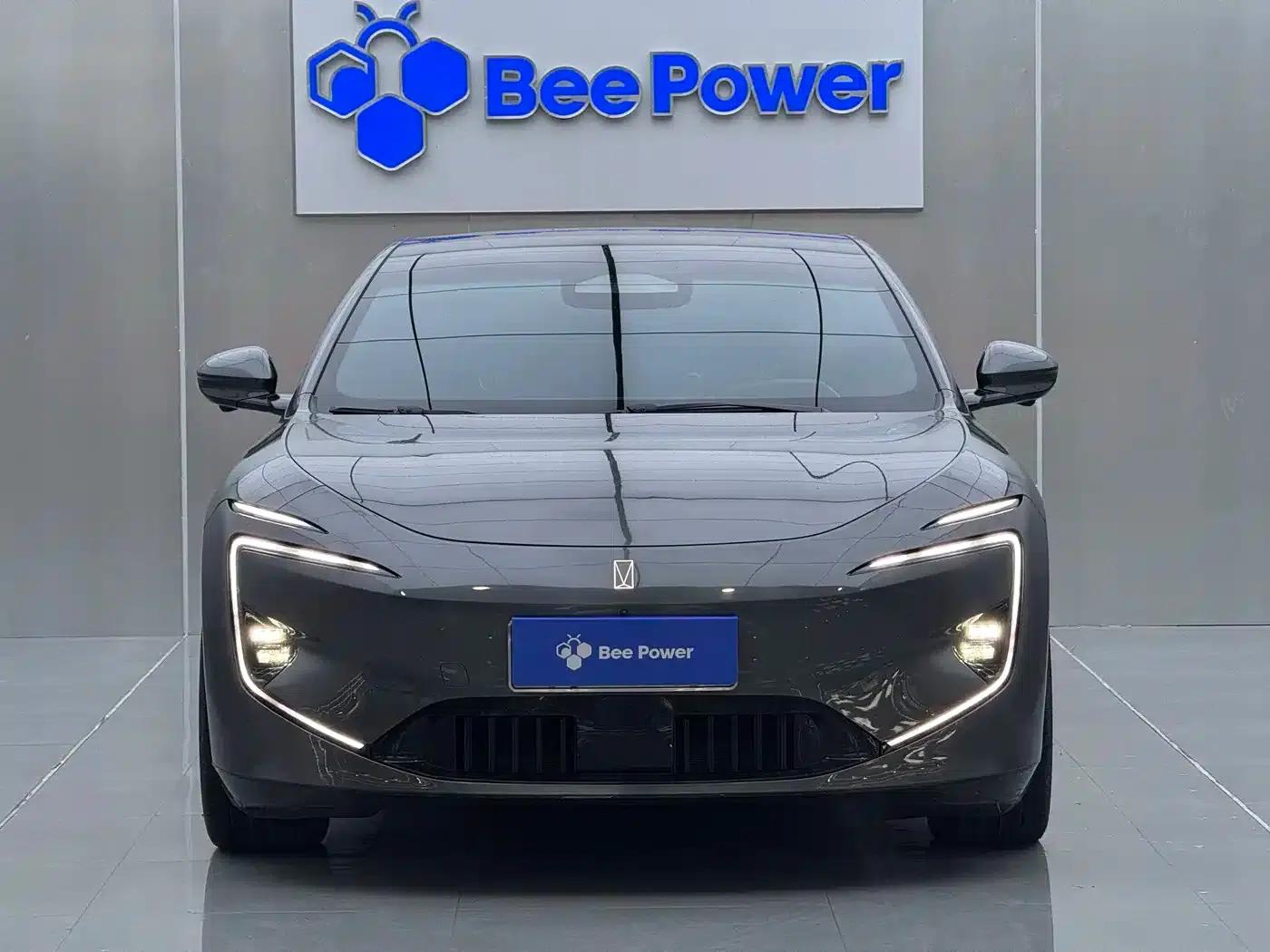 Avita 12 2023 700 Triple Laser Rear-Wheel Drive Luxury Edition — миниатюра 2