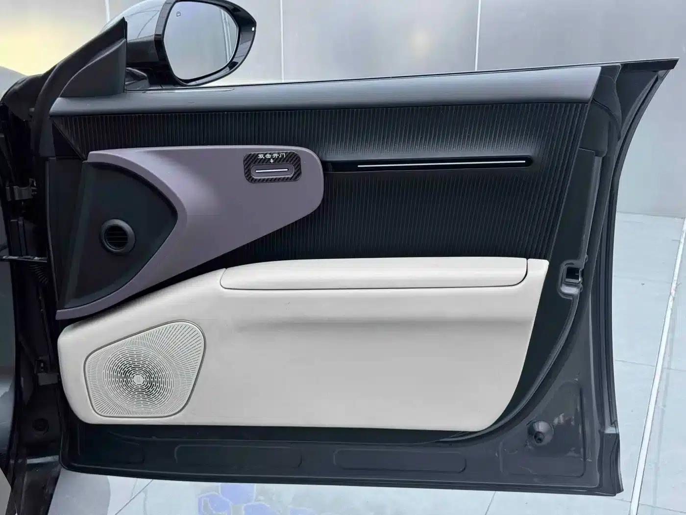 Avita 12 2023 700 Triple Laser Rear-Wheel Drive Luxury Edition — миниатюра 17