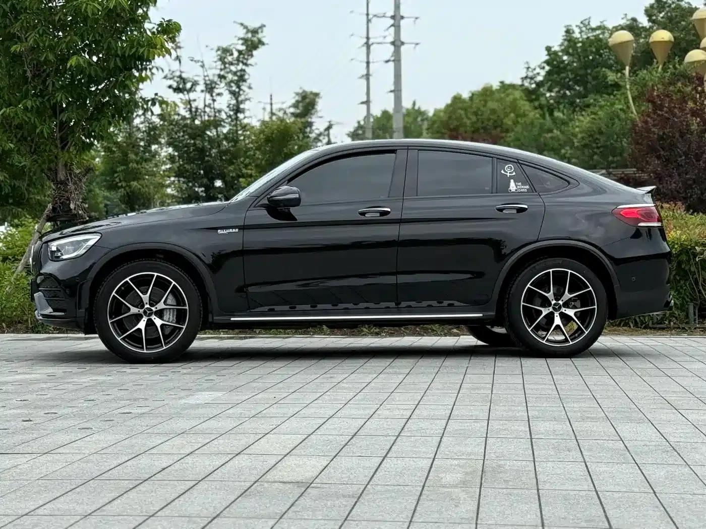 Mercedes-Benz GLC Coupe AMG 2022 AMG GLC 43 4MATIC Coupe SUV — миниатюра 15