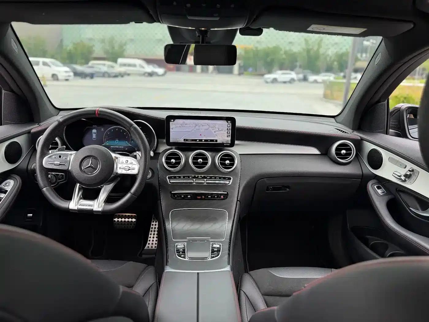 Mercedes-Benz GLC Coupe AMG 2022 AMG GLC 43 4MATIC Coupe SUV — миниатюра 20
